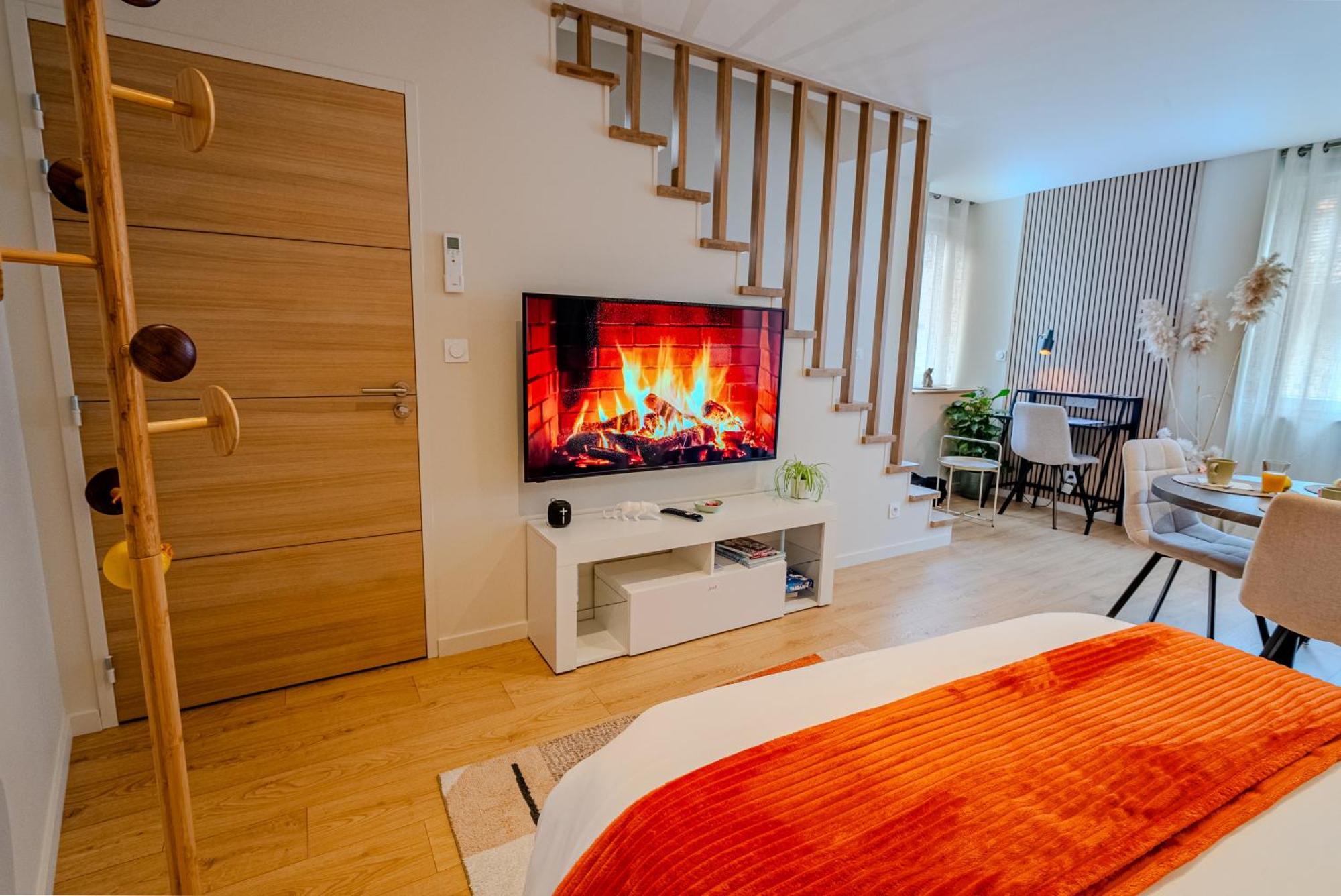 Au Duplex D'Or Centre Historique Apartment Besancon Ngoại thất bức ảnh